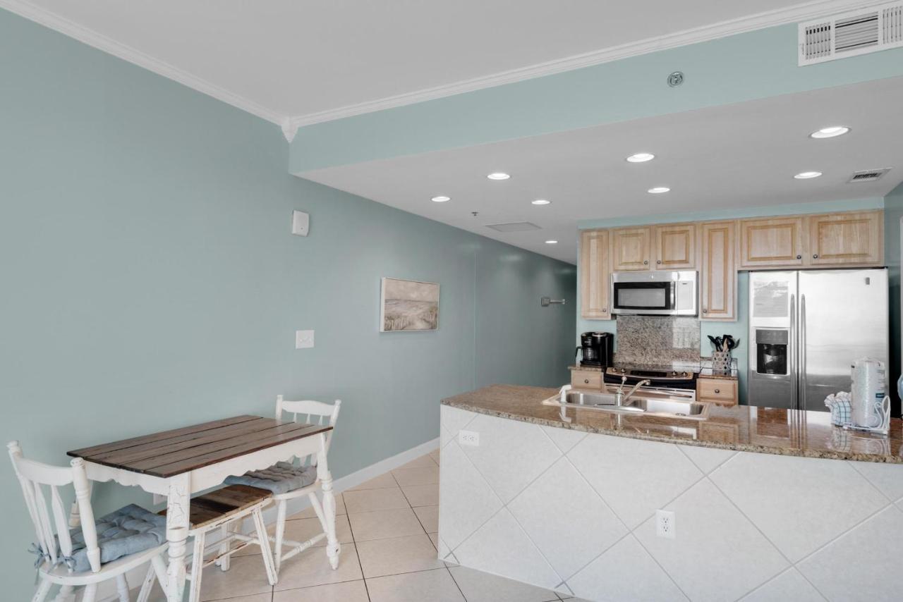 Splash 303e Apartment