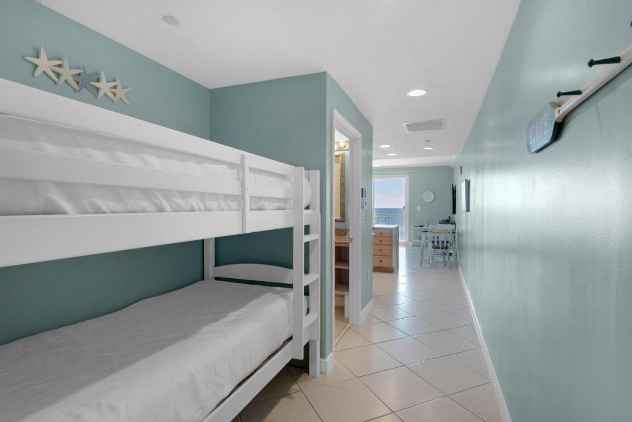 Splash 303e Apartment